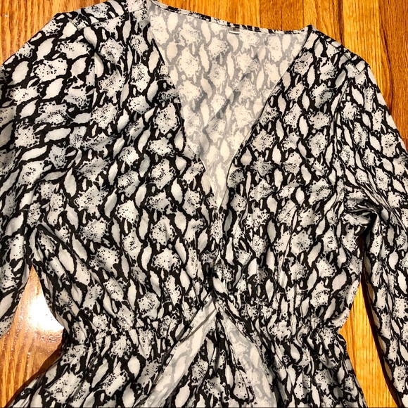 🤩 HP 🤩 Maxi dress S 2 4 6 long white sleeves - Picture 7 of 8